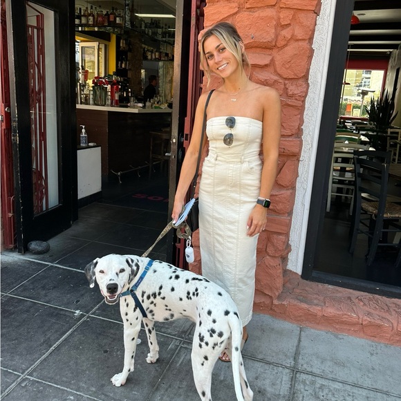 Meet your Posher, Emily - Picture 1 of 1